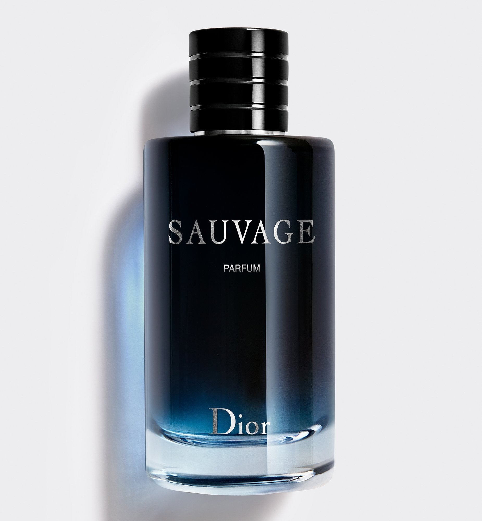 Dior Sauvage Parfum: Fraîcheur Intense, Sillage Envoûtant, Mandarine Épicée, Santal Précieux